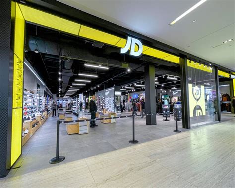 jd sports west edmonton mall